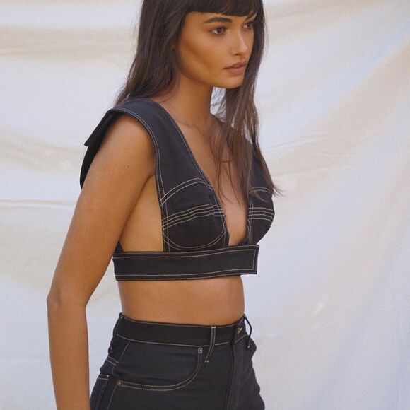 ARE YOU AM I Top - Picture 1 of 11